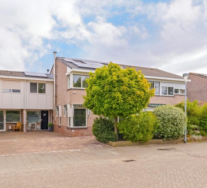 Hoofddorp – Roosje Vosplantsoen 10
